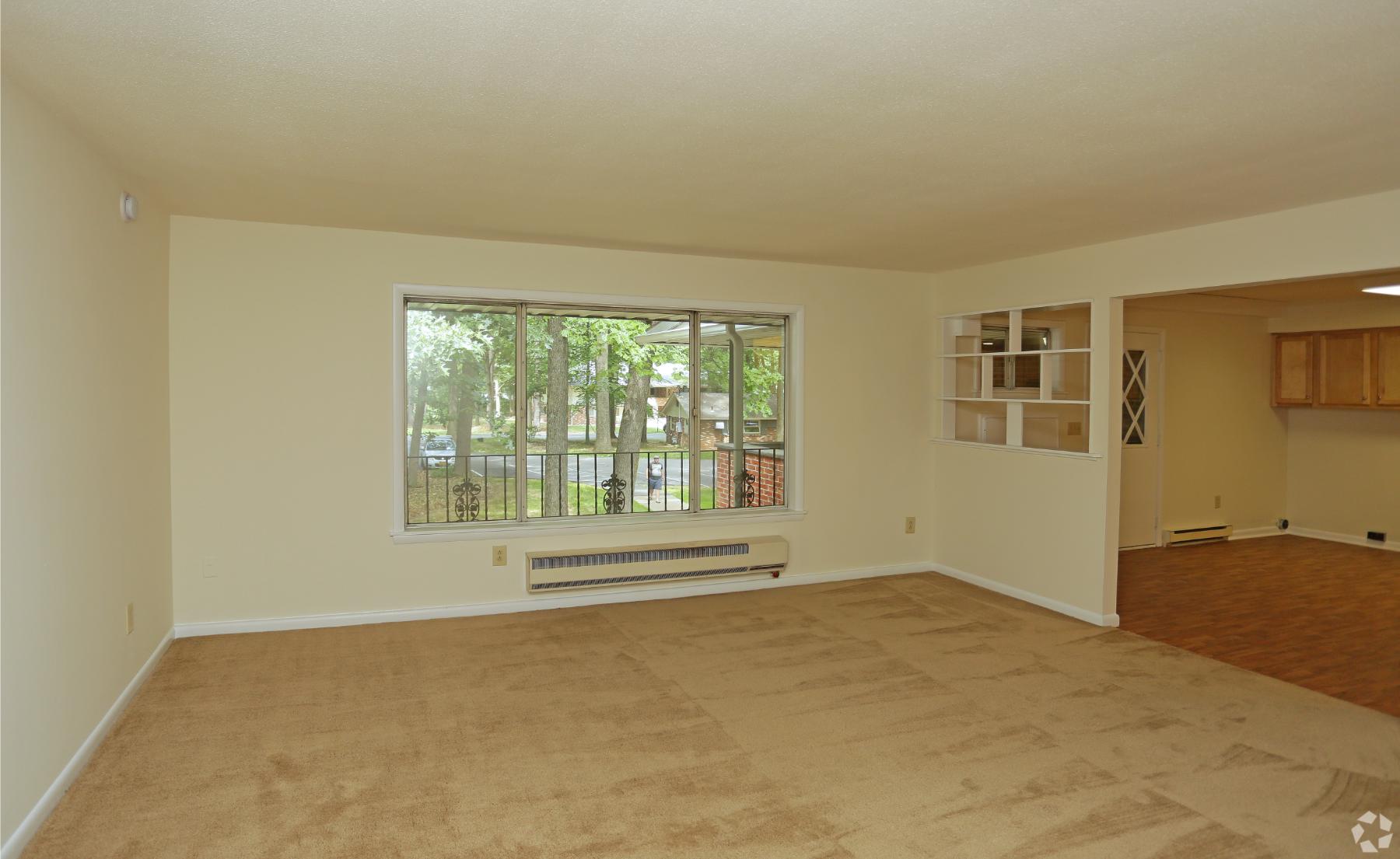 Parkwood Village Apartments Livingroom Parkwood Village Apartments Livingroom