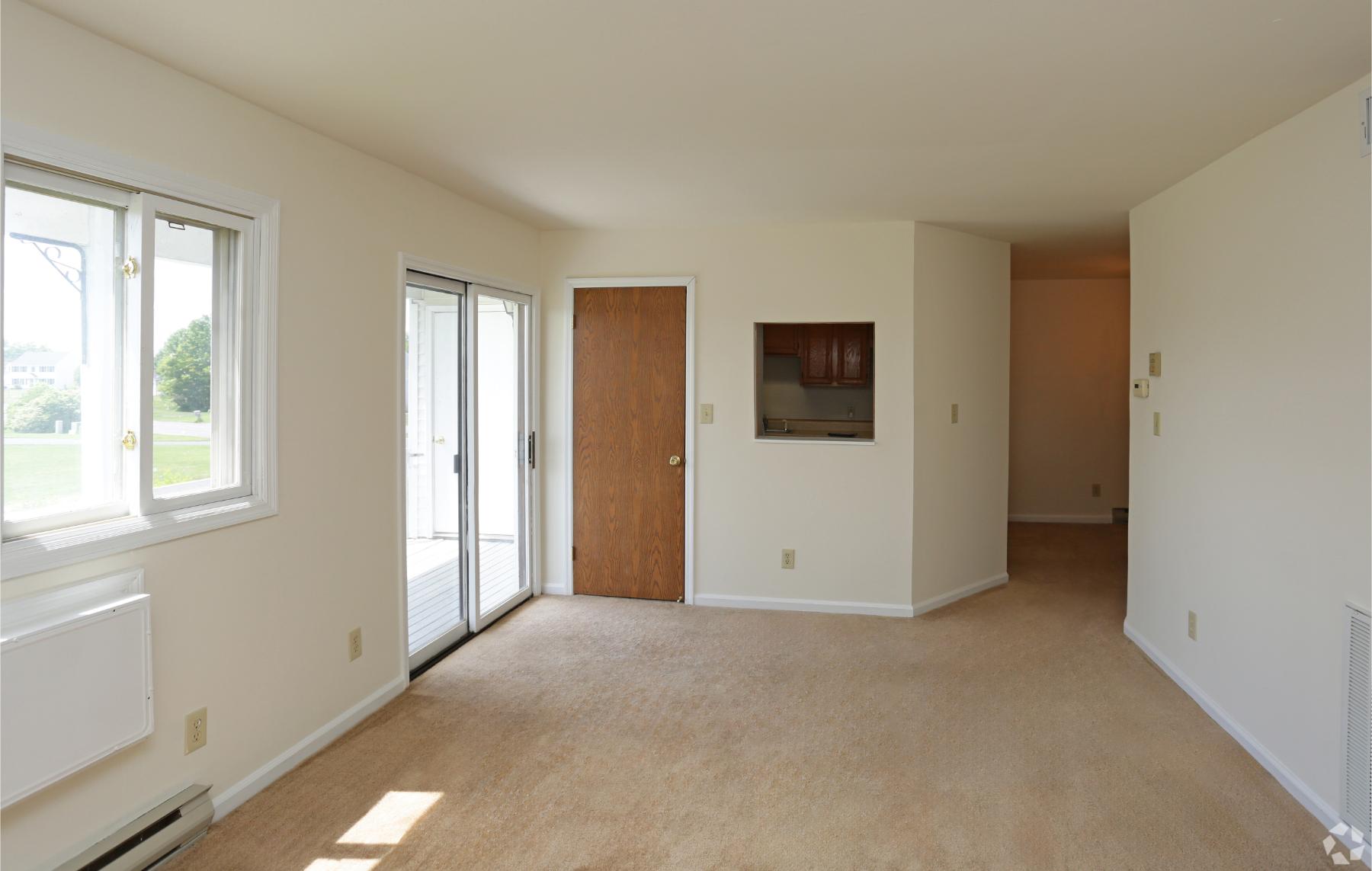 Strawberry Ridge Apartments for Rent Waterford, NY Livingroom Strawberry Ridge Apartments for Rent Waterford, NY Livingroom